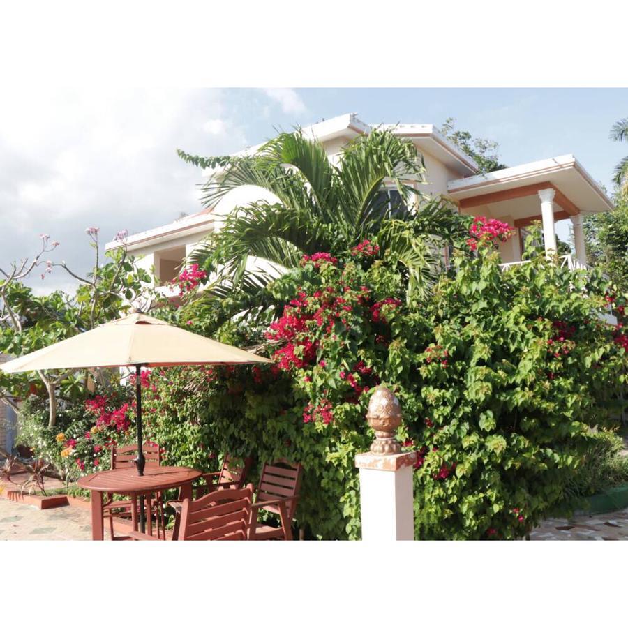 Villa Mimosa Torbeck Екстериор снимка